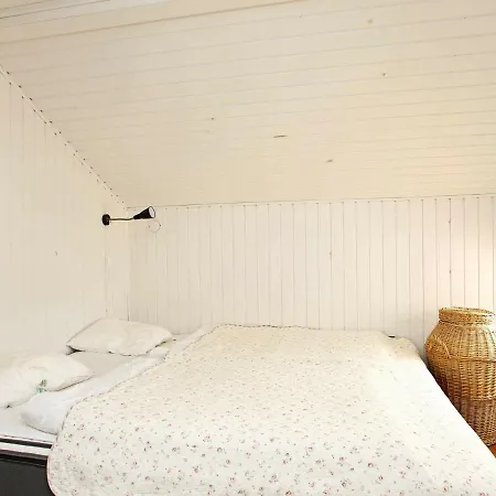 6 Person Holiday In Lb K * Ålbæk
