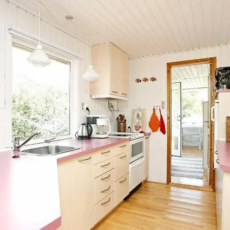 6 Person Holiday In Lb K Vakantiehuis